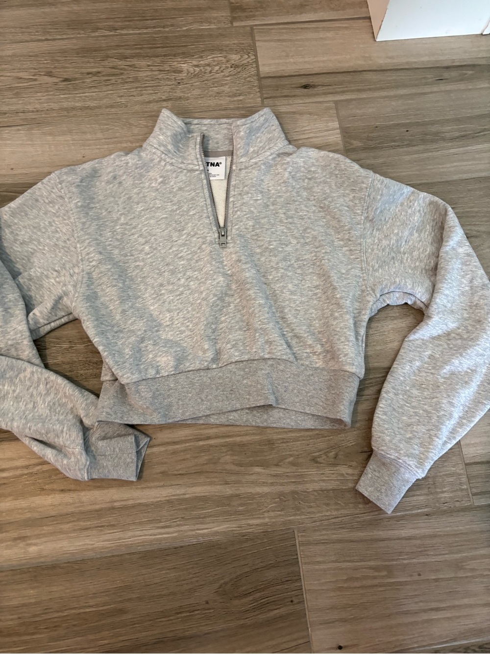 artizia tna cropped 1/2 zip